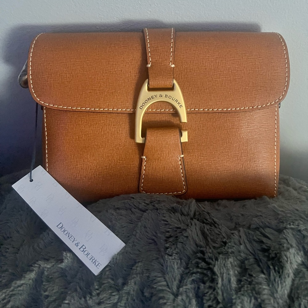 Dooney & Bourke Cross Body Bag